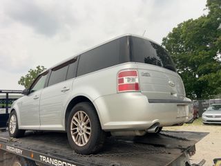 2013 Ford Flex SEL - Exterior Rear Left Corner Image
